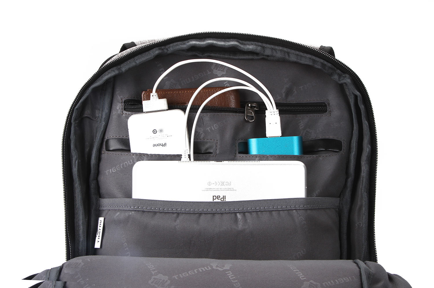 Powerbank backpack charge devices